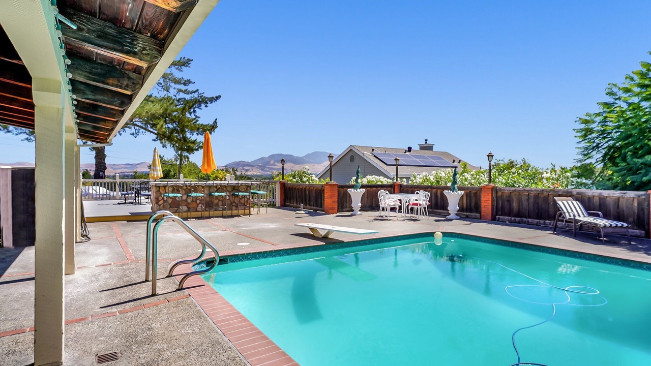Photo of Outdoor in Pleasant Hill