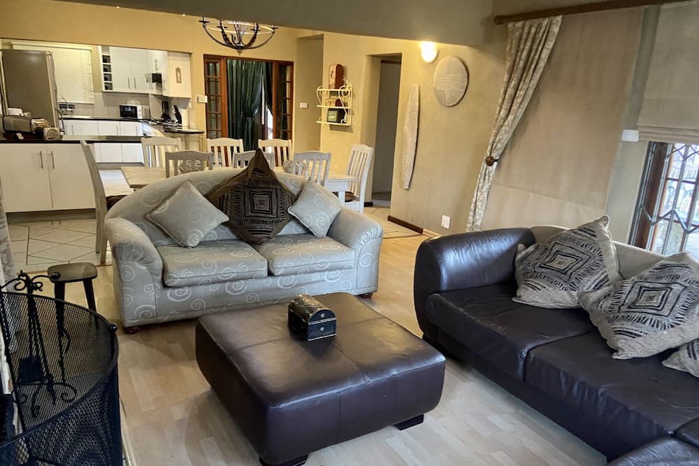 Photo of Livingroom in Dullstroom