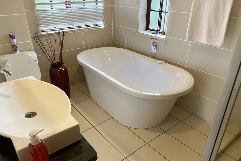 Photo of Bathroom in Dullstroom