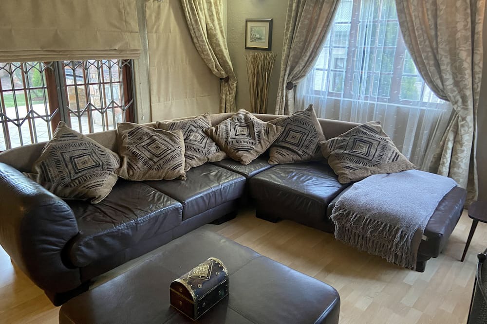 Photo of Livingroom in Dullstroom