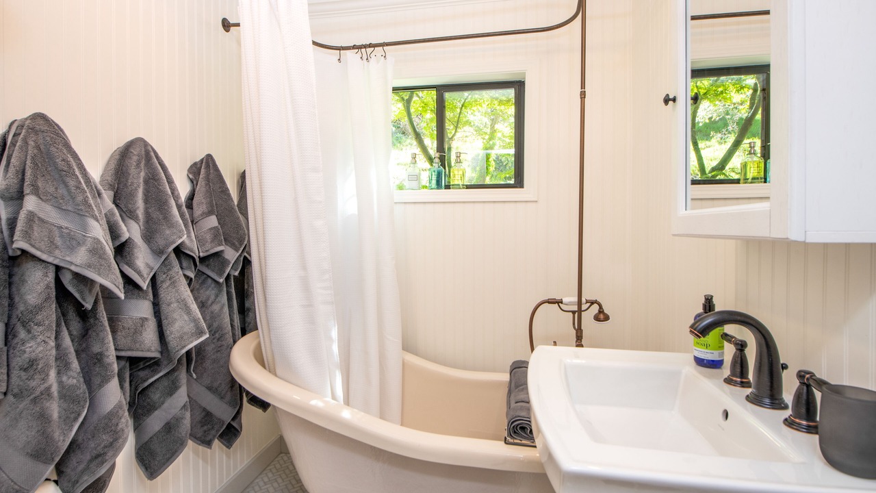 Photo of Bathroom in Lagunitas-Forest Knolls