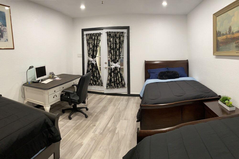 Photo of Bedroom in Atwater