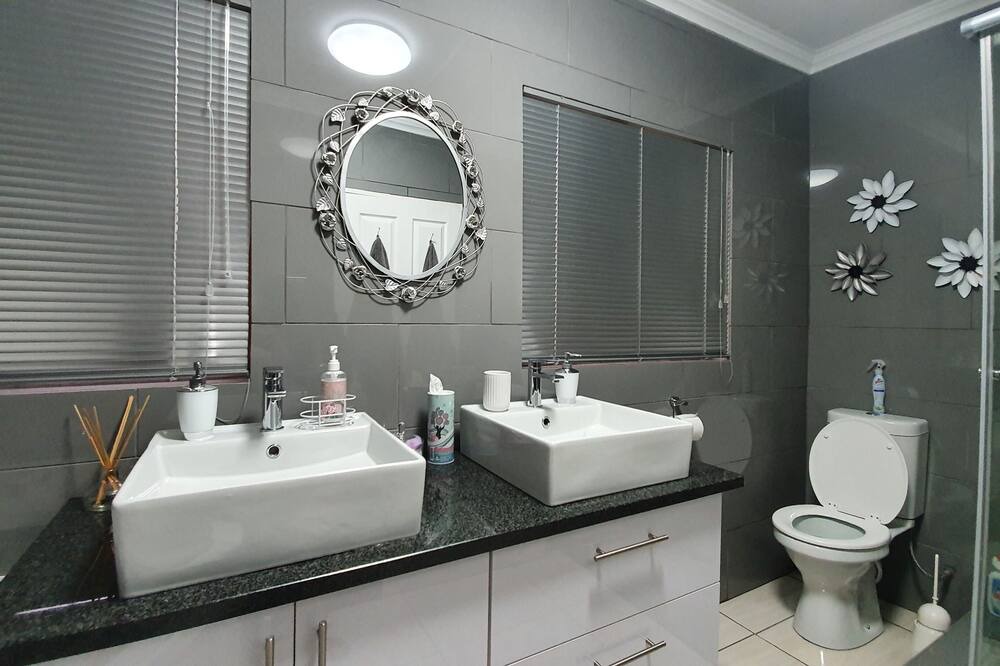 Photo of Bathroom in Boksburg