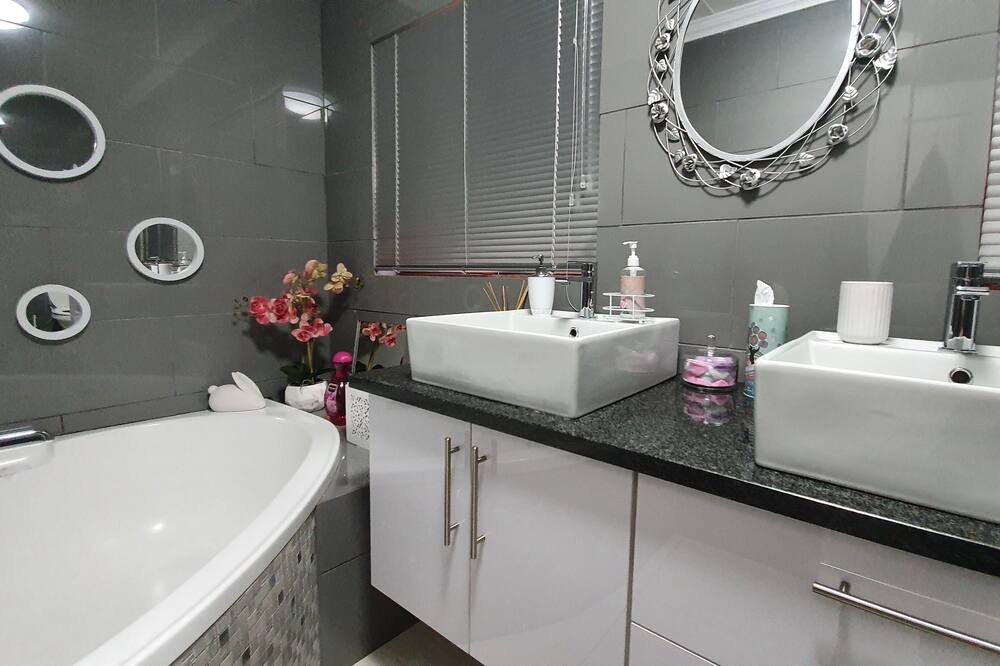 Photo of Bathroom in Boksburg