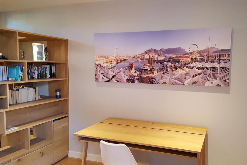 Photo of Kitchen in Plumstead