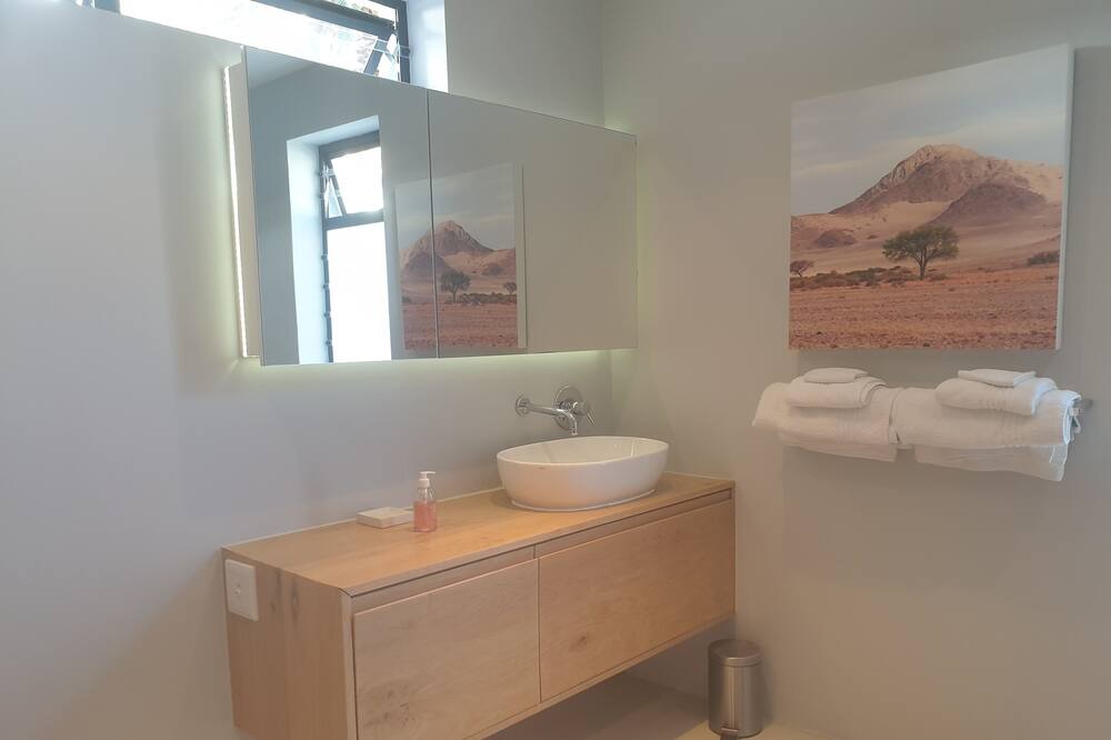 Photo of Bathroom in Plumstead