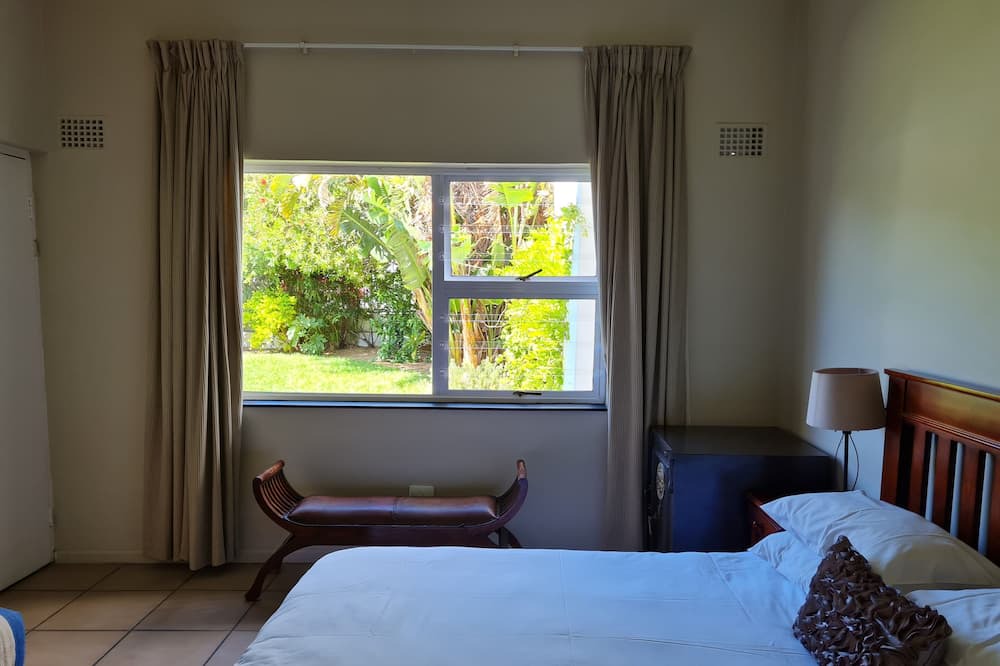 Photo of Bedroom in Gordons Bay Central
