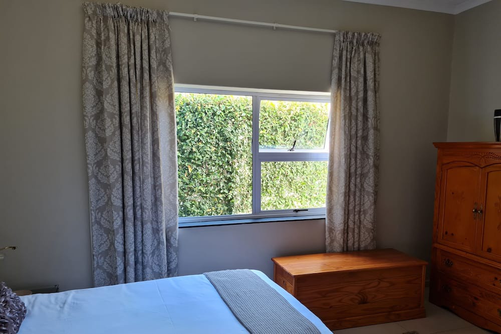 Photo of Bedroom in Gordons Bay Central