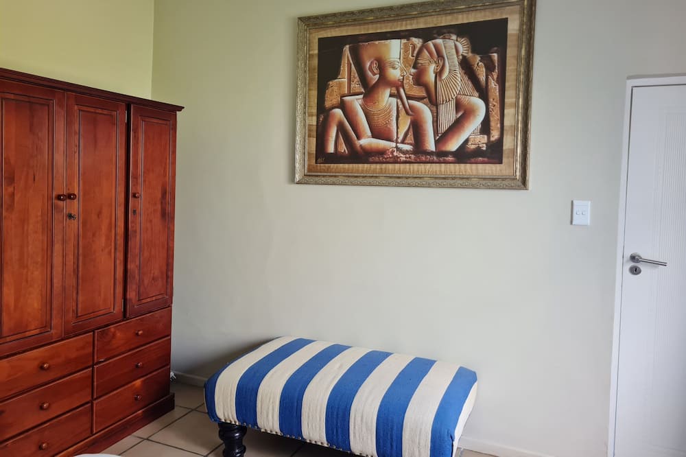 Photo of Bedroom in Gordons Bay Central