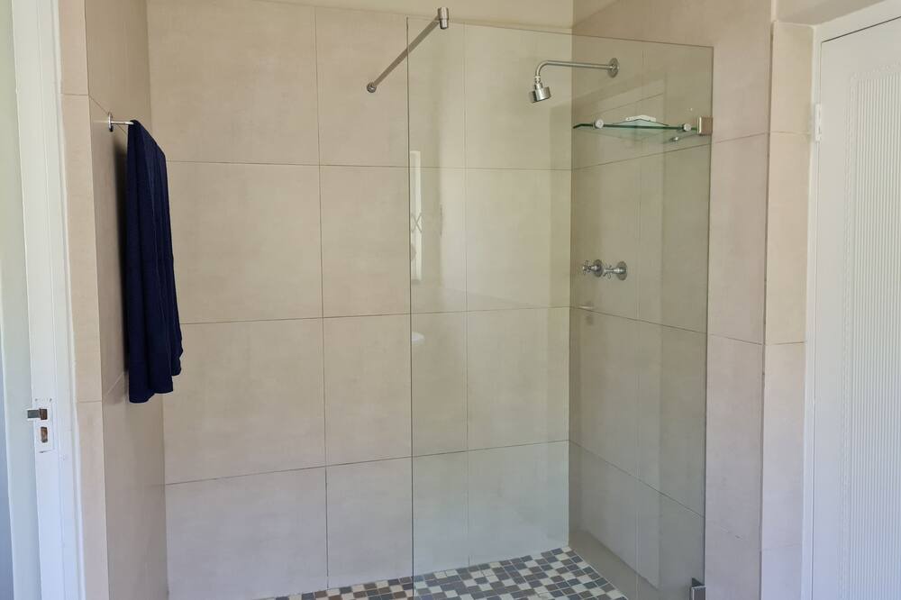 Photo of Bathroom in Gordons Bay Central