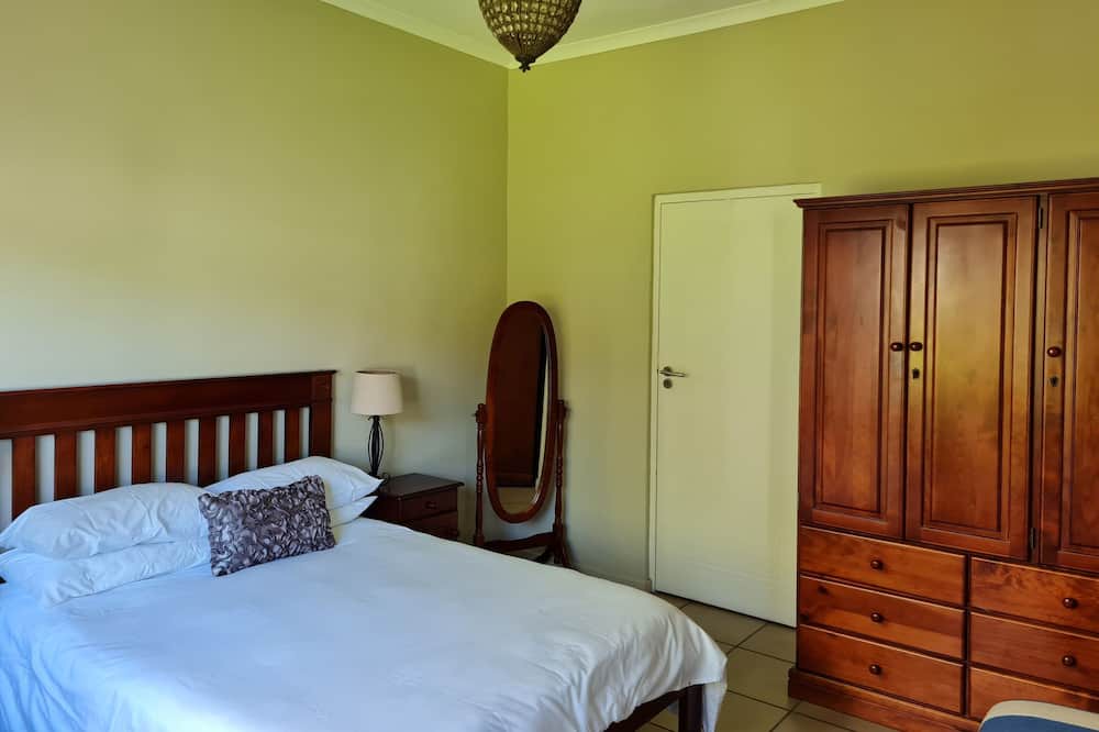 Photo of Bedroom in Gordons Bay Central