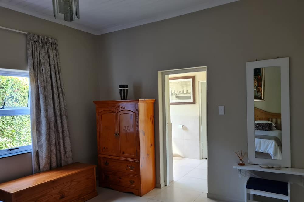 Photo of Bedroom in Gordons Bay Central