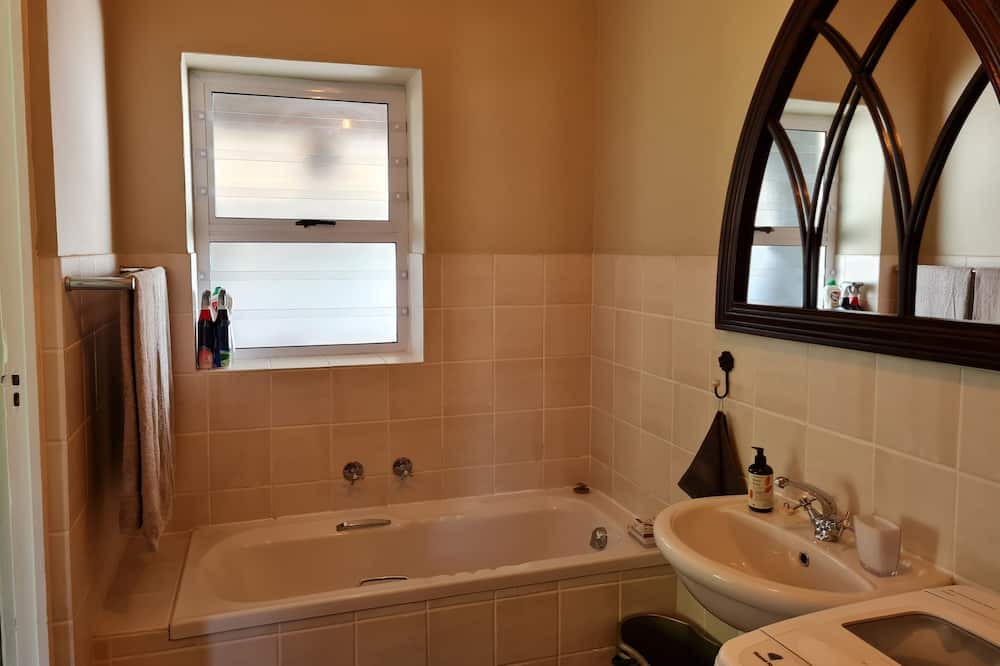 Photo of Bathroom in Gordons Bay Central