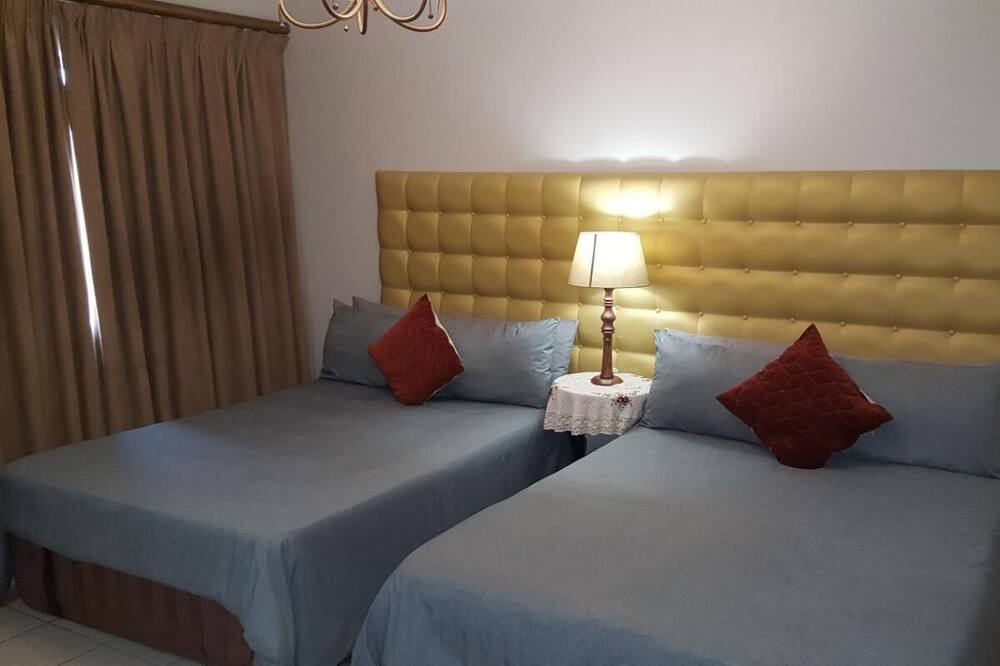 Photo of Bedroom in Rondebosch East