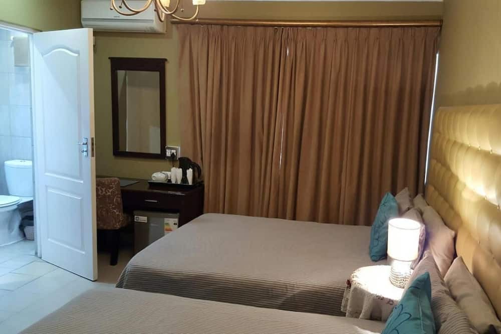 Photo of Bedroom in Rondebosch East