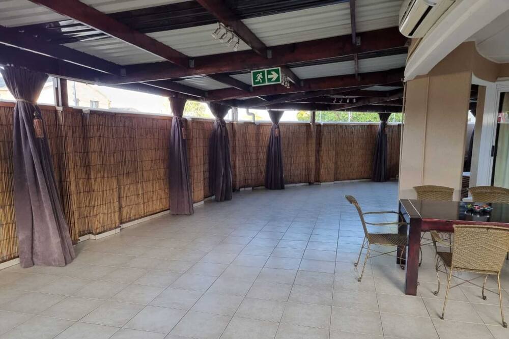 Photo of Others in Rondebosch East