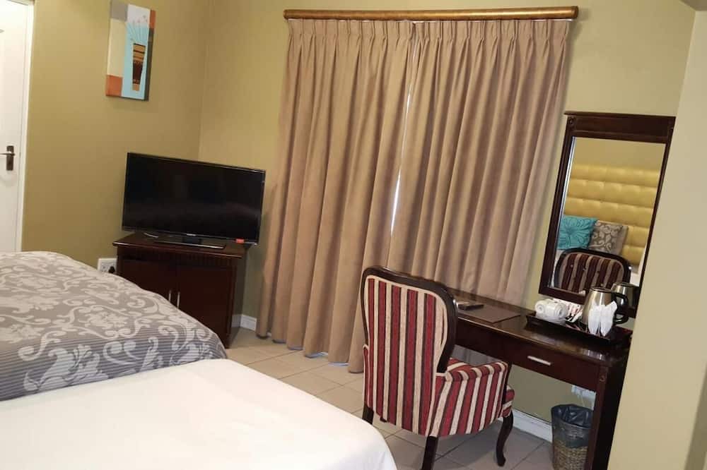 Photo of Bedroom in Rondebosch East