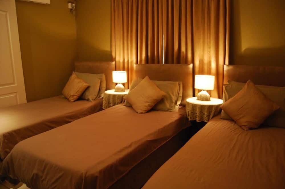 Photo of Bedroom in Rondebosch East