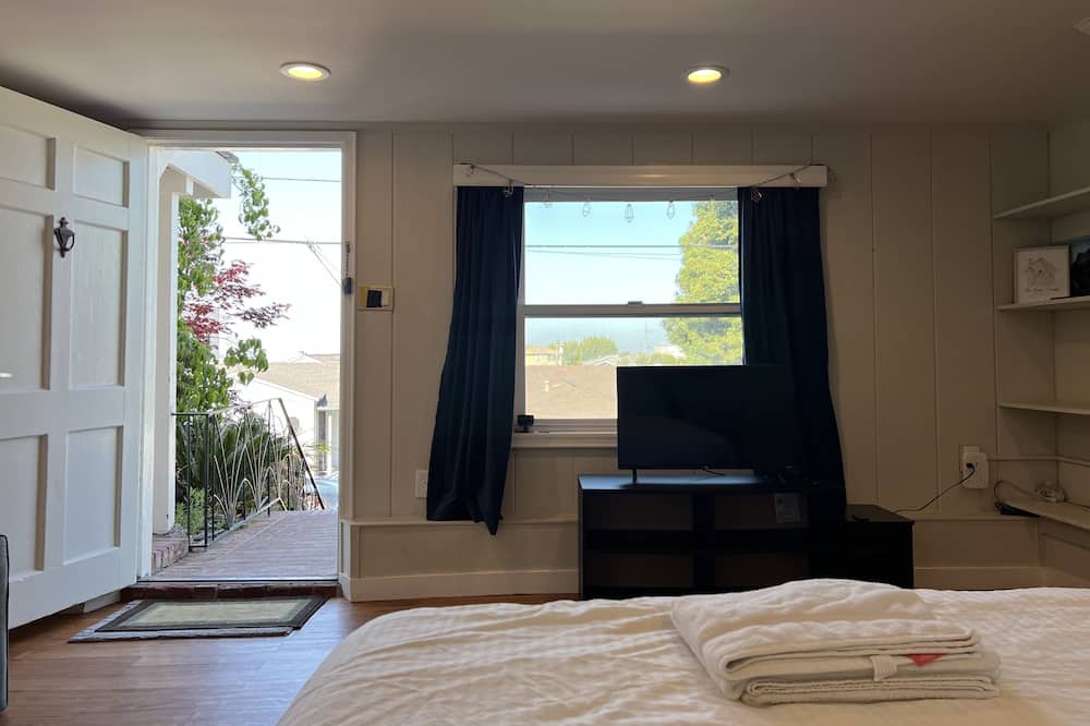 Photo of Bedroom in San Bruno