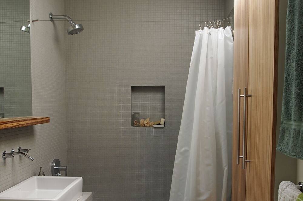 Photo of Bathroom in Bernal Heights