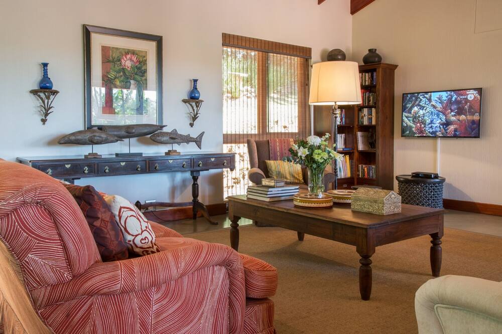 Photo of Livingroom in San Lameer