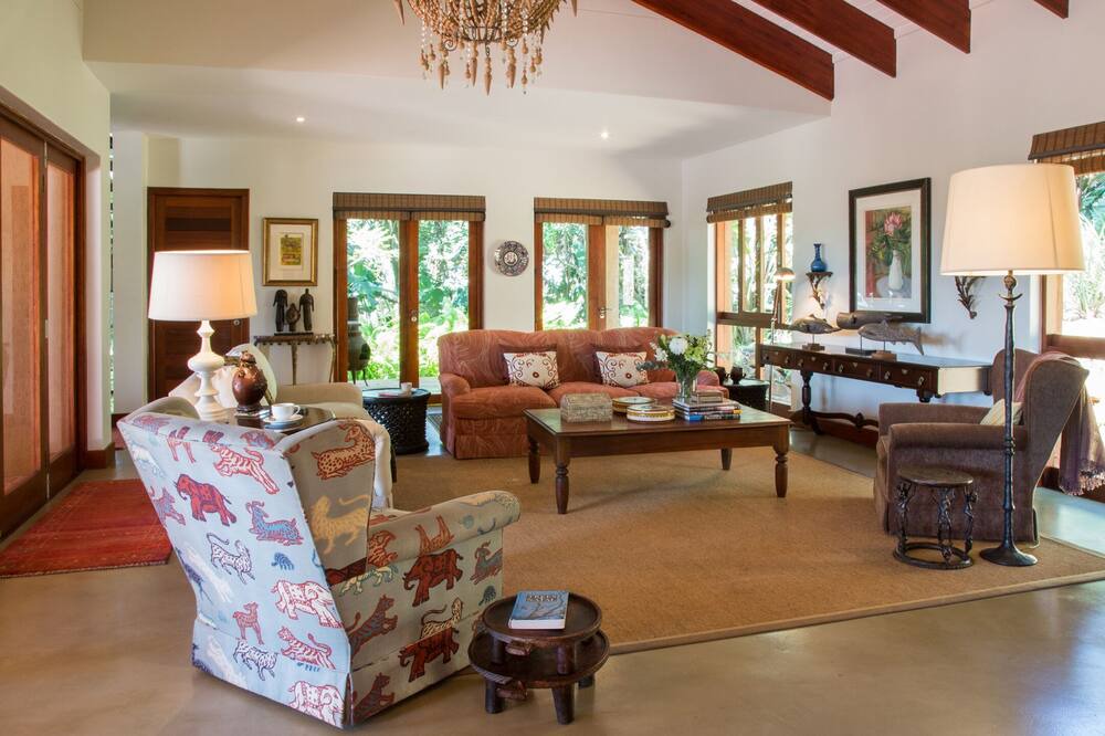 Photo of Livingroom in San Lameer