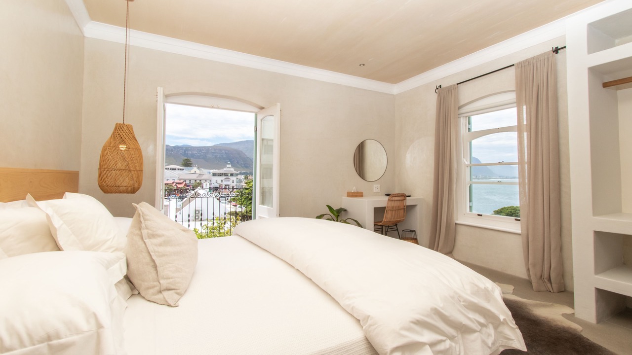 Photo of Livingroom in Hermanus City-Centre