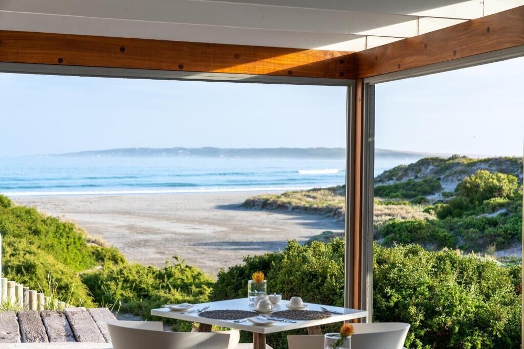 Photo of Others in Paternoster
