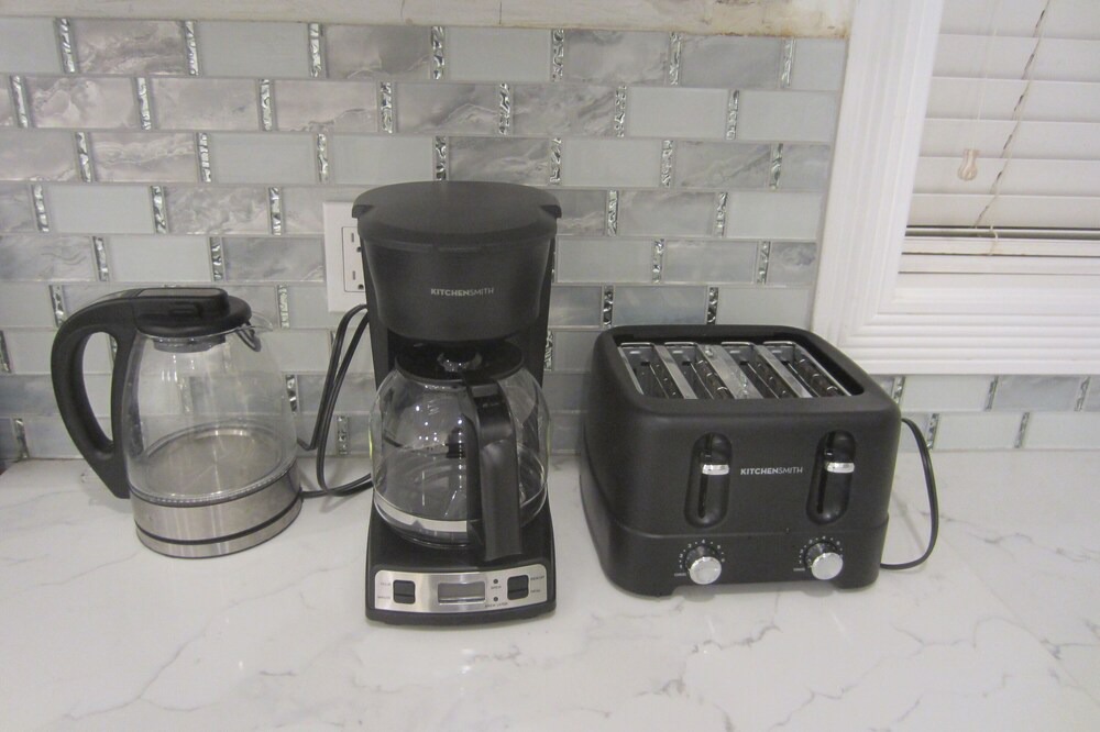 Photo of Kitchen in Claremont Hills
