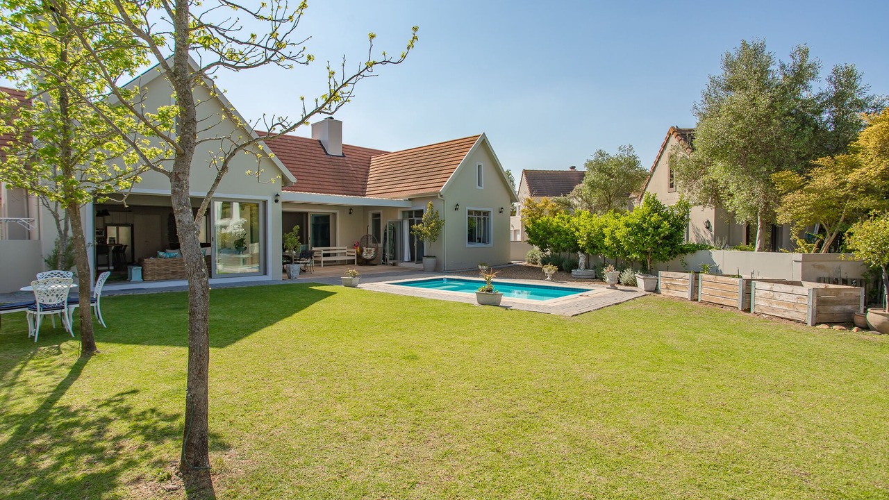 Photo of Others in Paarl