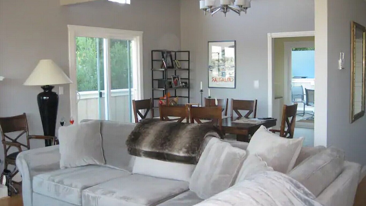 Photo of Livingroom in Marin City