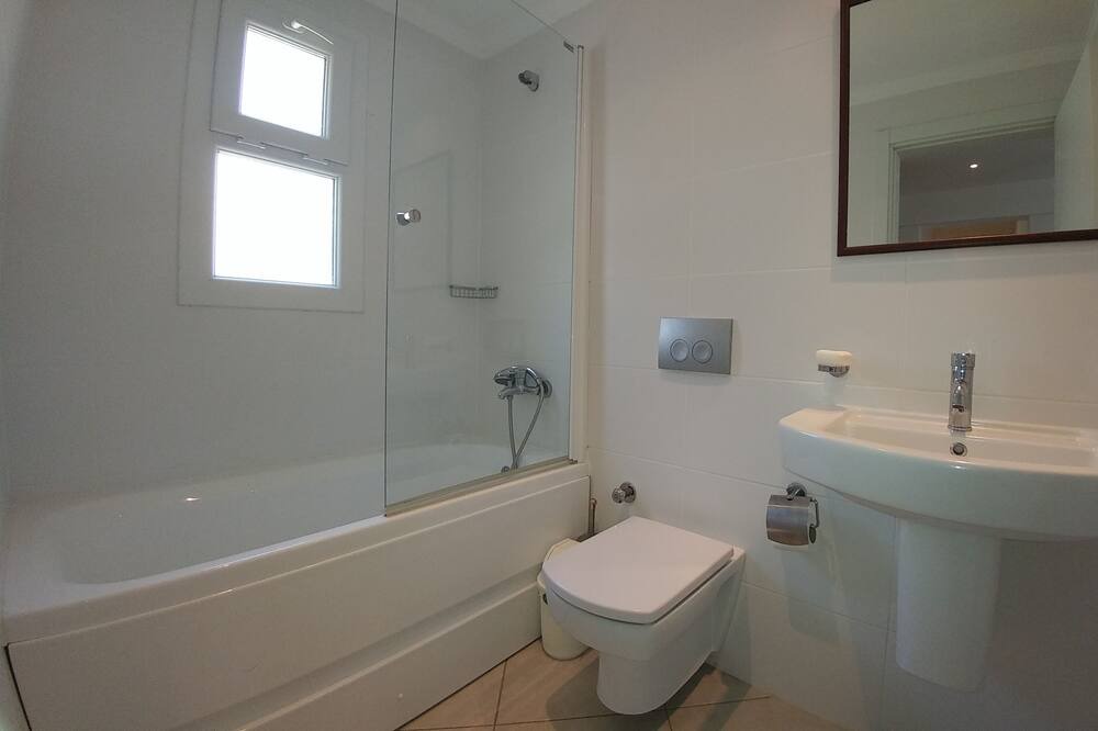 Photo of Bathroom in Soke