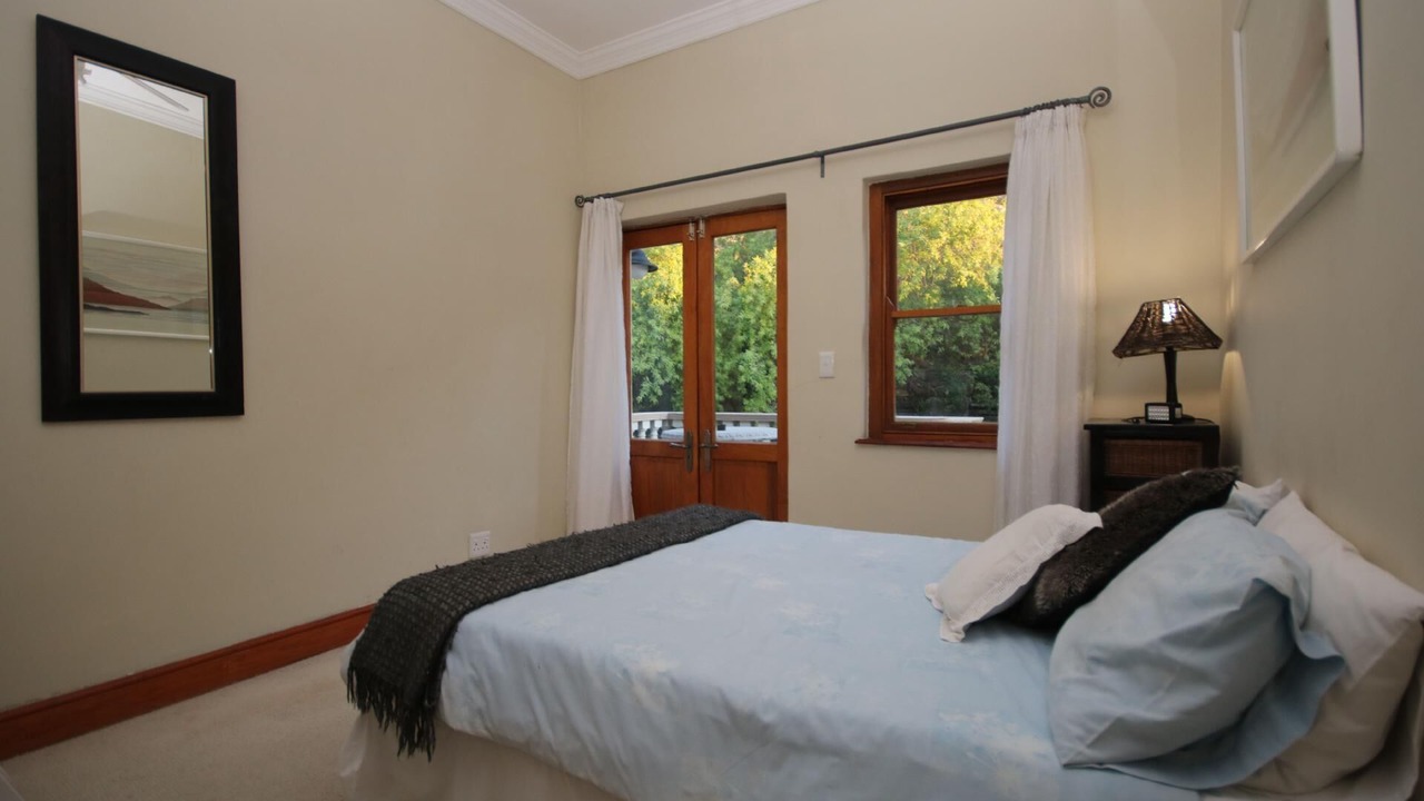 Photo of Bedroom in Mountainside