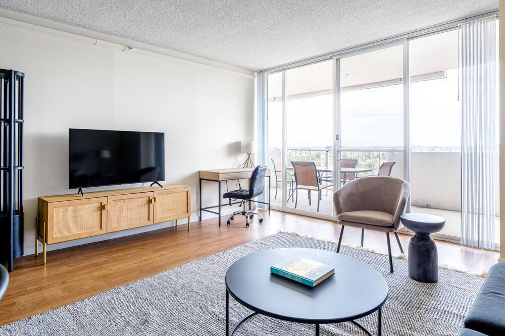 Photo of Livingroom in Central San Mateo