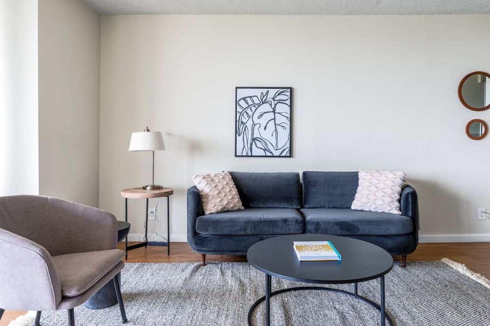 Photo of Livingroom in Central San Mateo