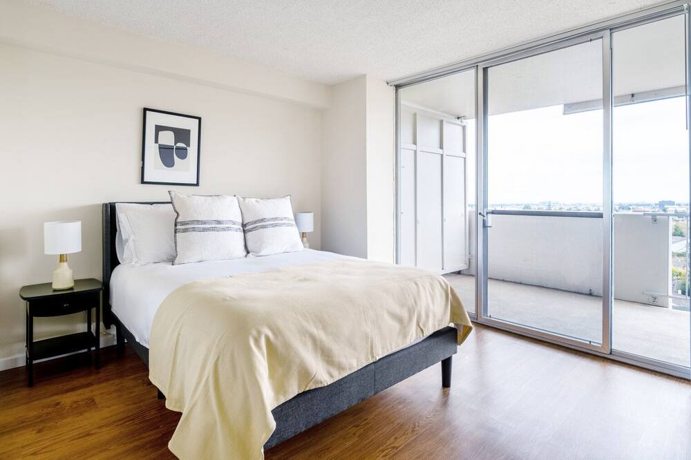 Photo of Bedroom in Central San Mateo