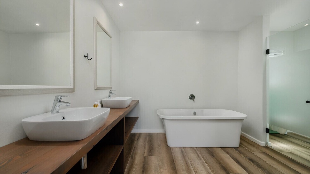 Photo of Bathroom in Humewood