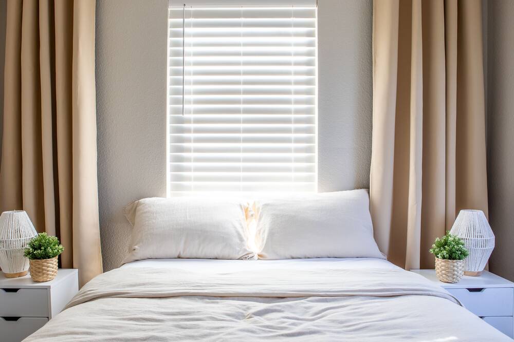 Photo of Bedroom in North Oak Park