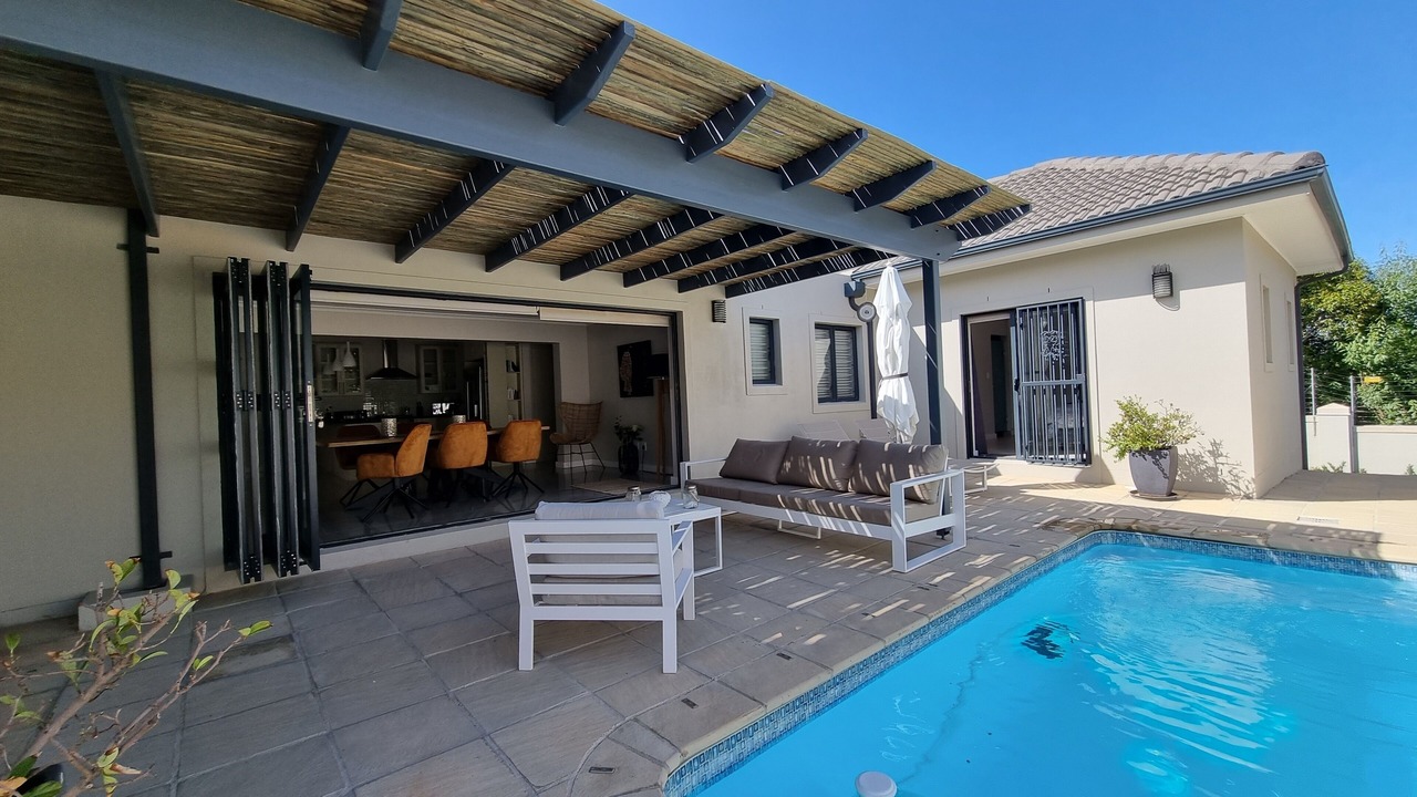 Photo of Outdoor in Strand