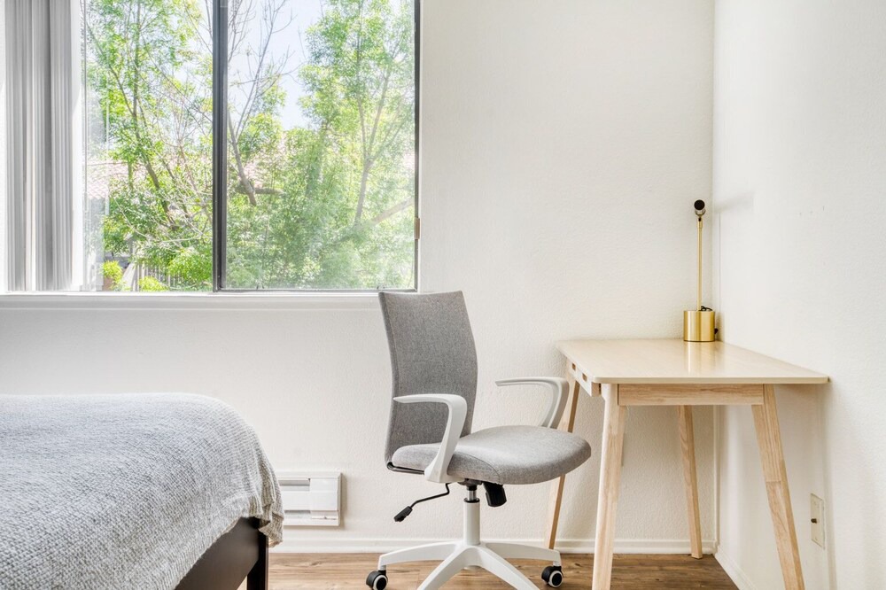 Photo of Bedroom in Shoreline West