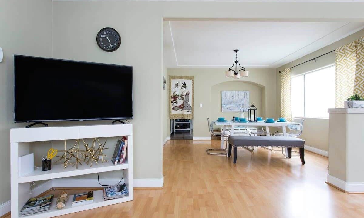 Photo of Bedroom in South Berkeley