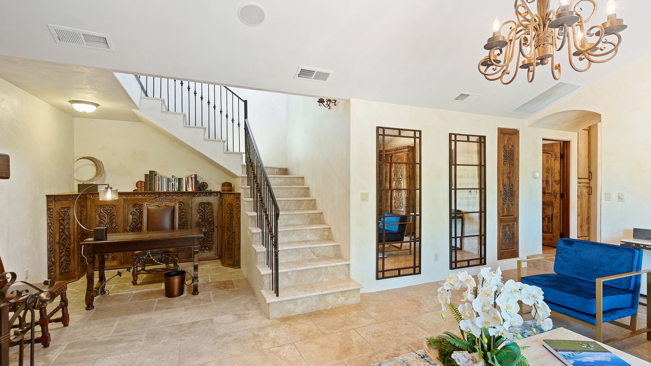 Photo of Livingroom in Kenwood