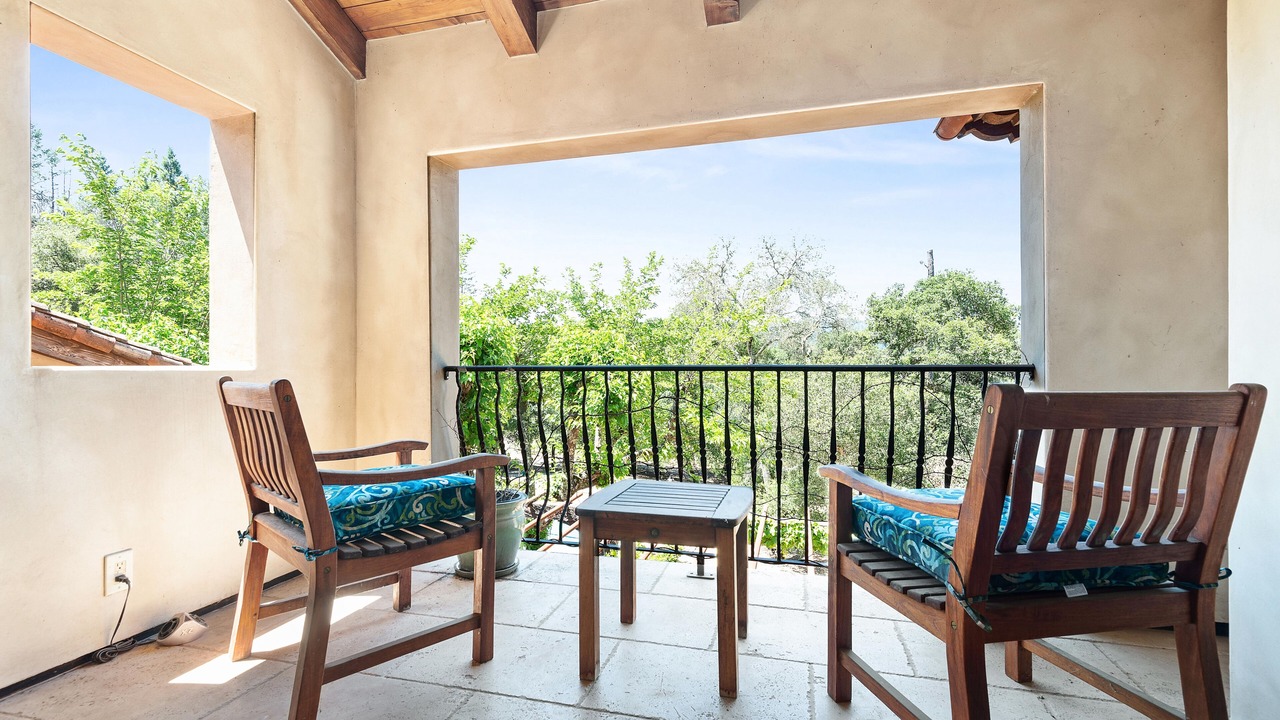 Photo of Patio Balcony in Kenwood