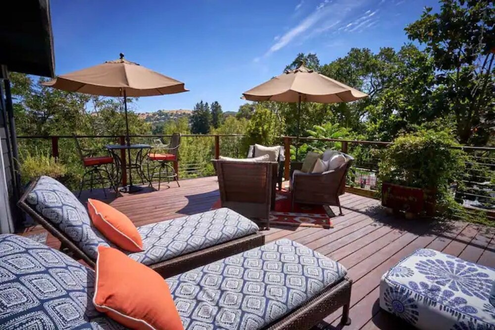 Photo of Patio Balcony in Fairfax