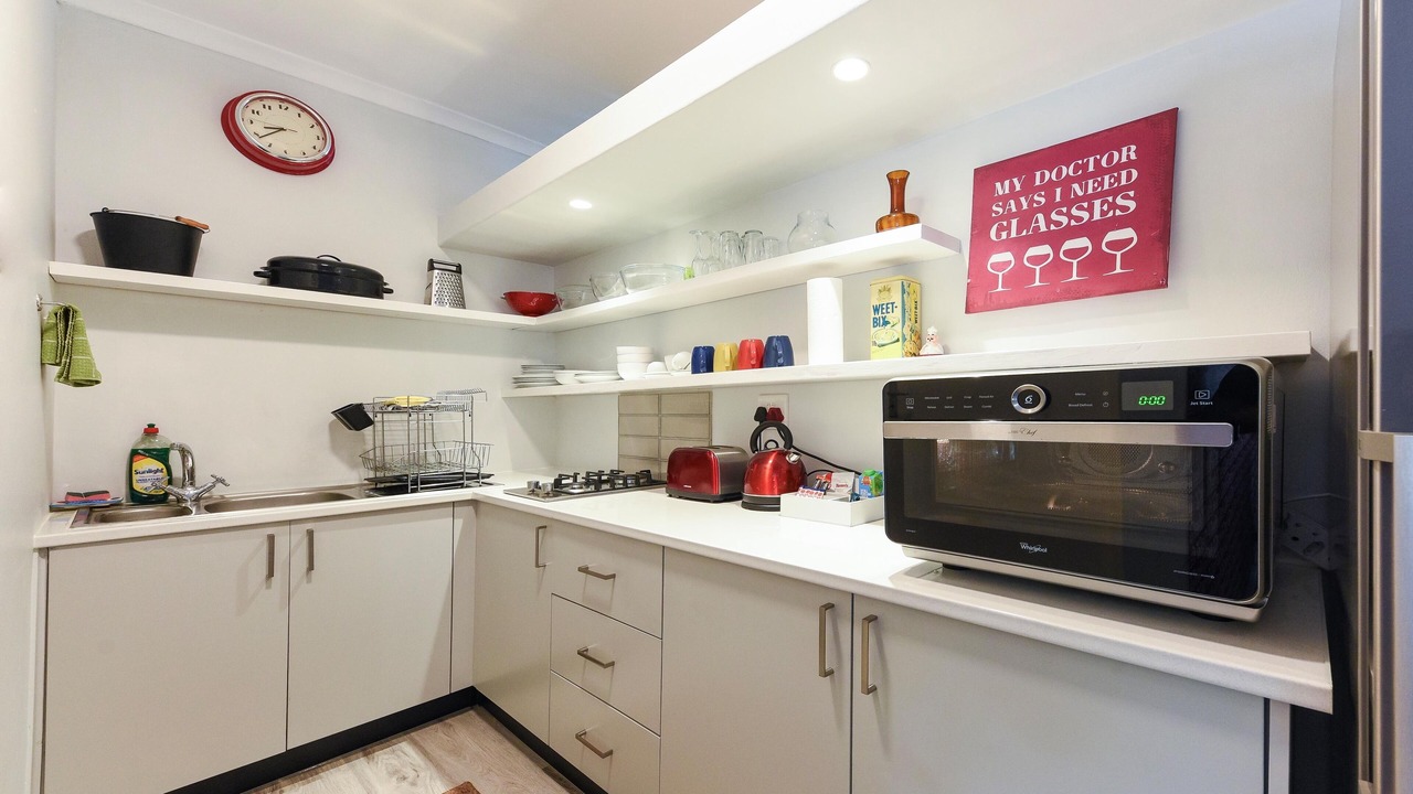 Photo of Kitchen in Gordons Bay Central