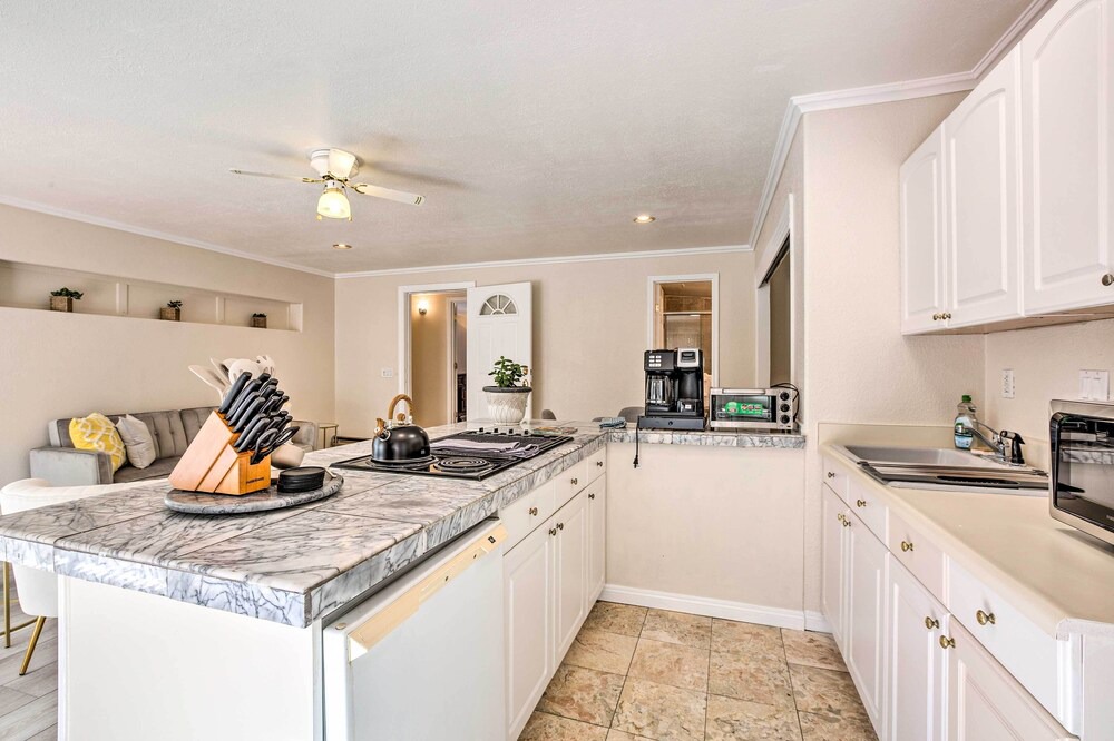 Photo of Kitchen in Los Altos Hills