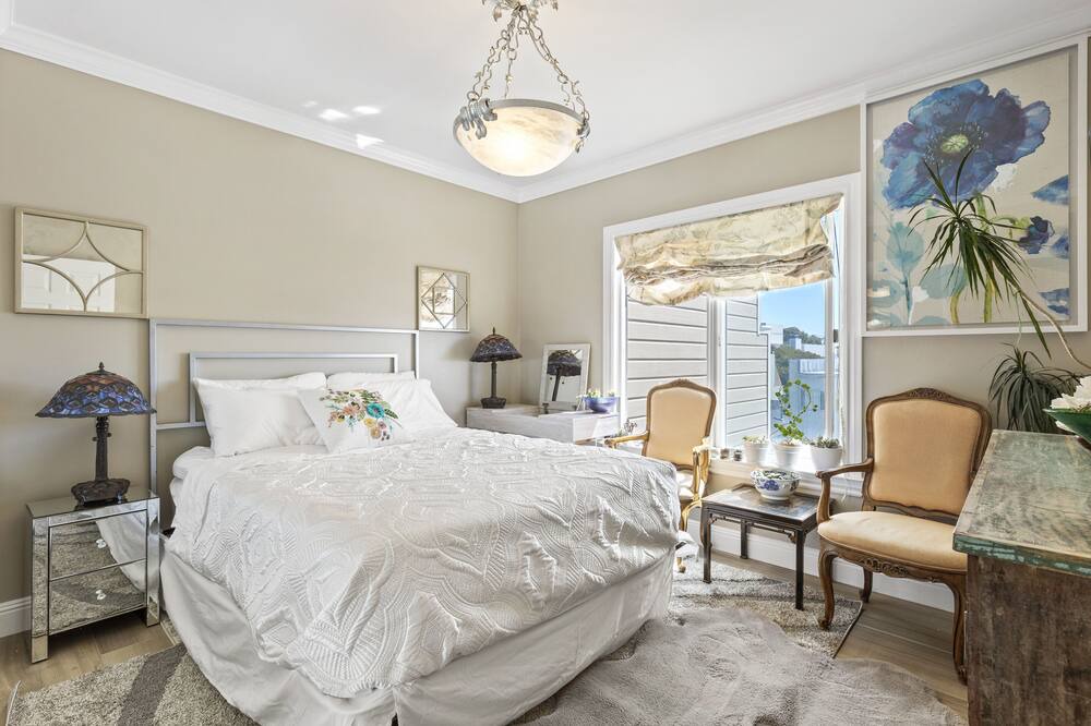 Photo of Bedroom in Outer Richmond