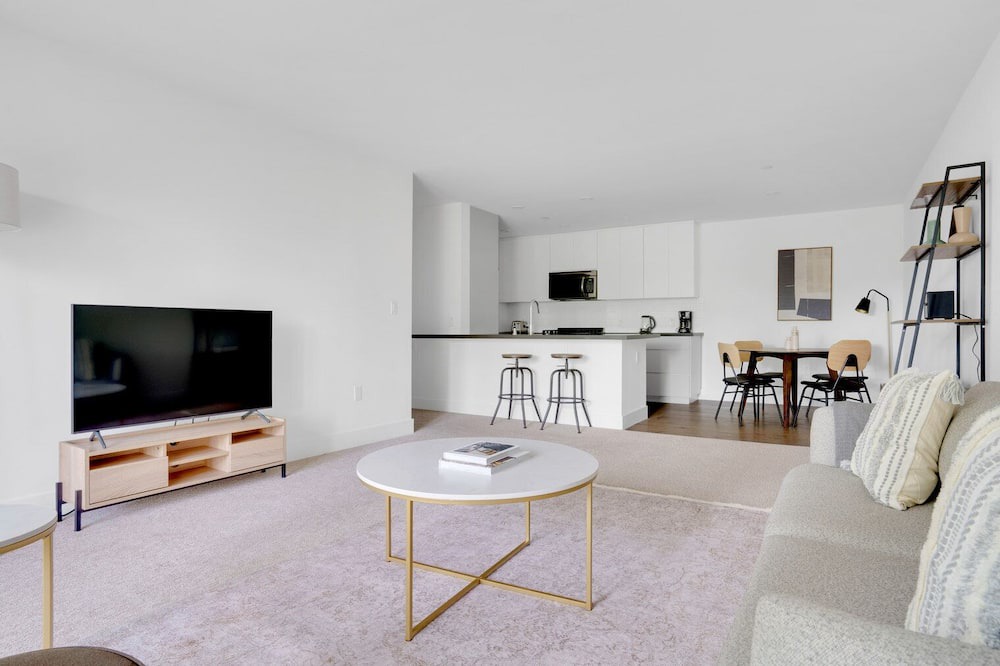 Photo of Livingroom in Sharon Heights