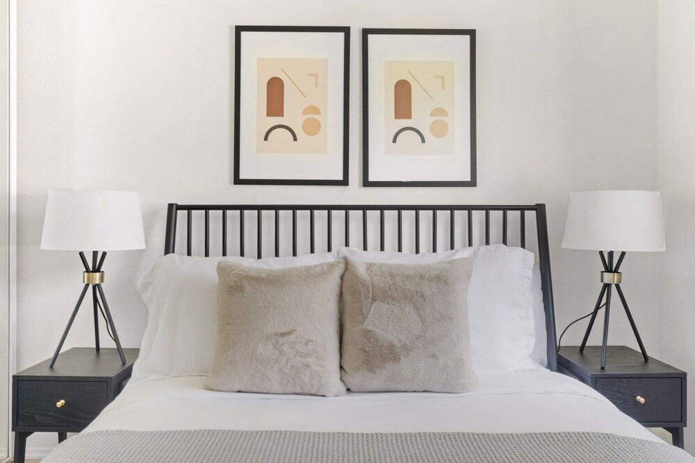 Photo of Bedroom in Shoreline West
