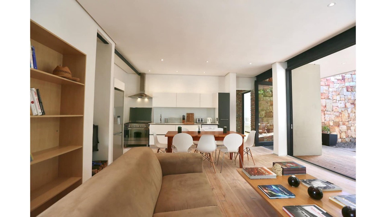 Photo of Livingroom in Noordhoek
